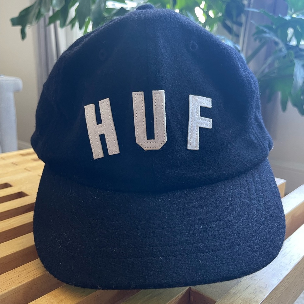 HUF 6 panel wool cap